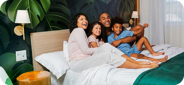 Família aproveitando o resort